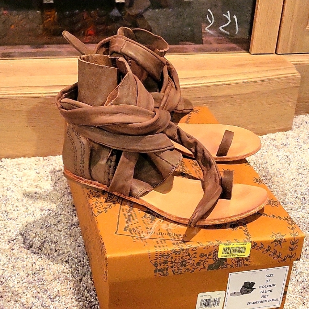 Free People Delaney Boot Sandle